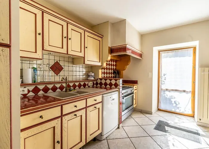 Le Clos Des Ty Дом отдыха Ла-Боль-Эскублак